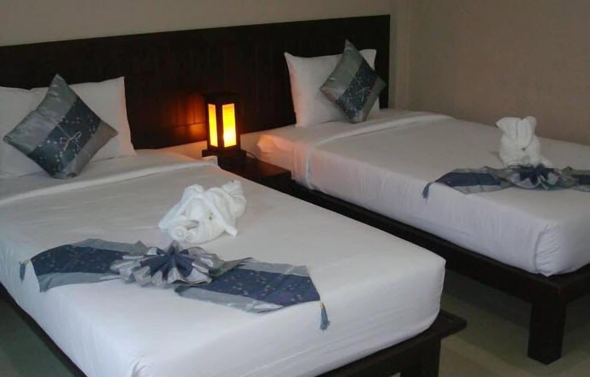 Ampha Place Hotel Mae Nam Dış mekan fotoğraf