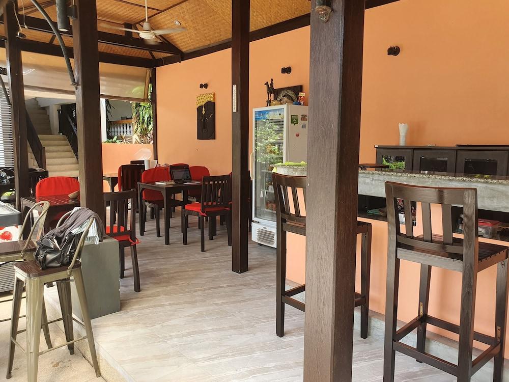 Ampha Place Hotel Mae Nam Dış mekan fotoğraf