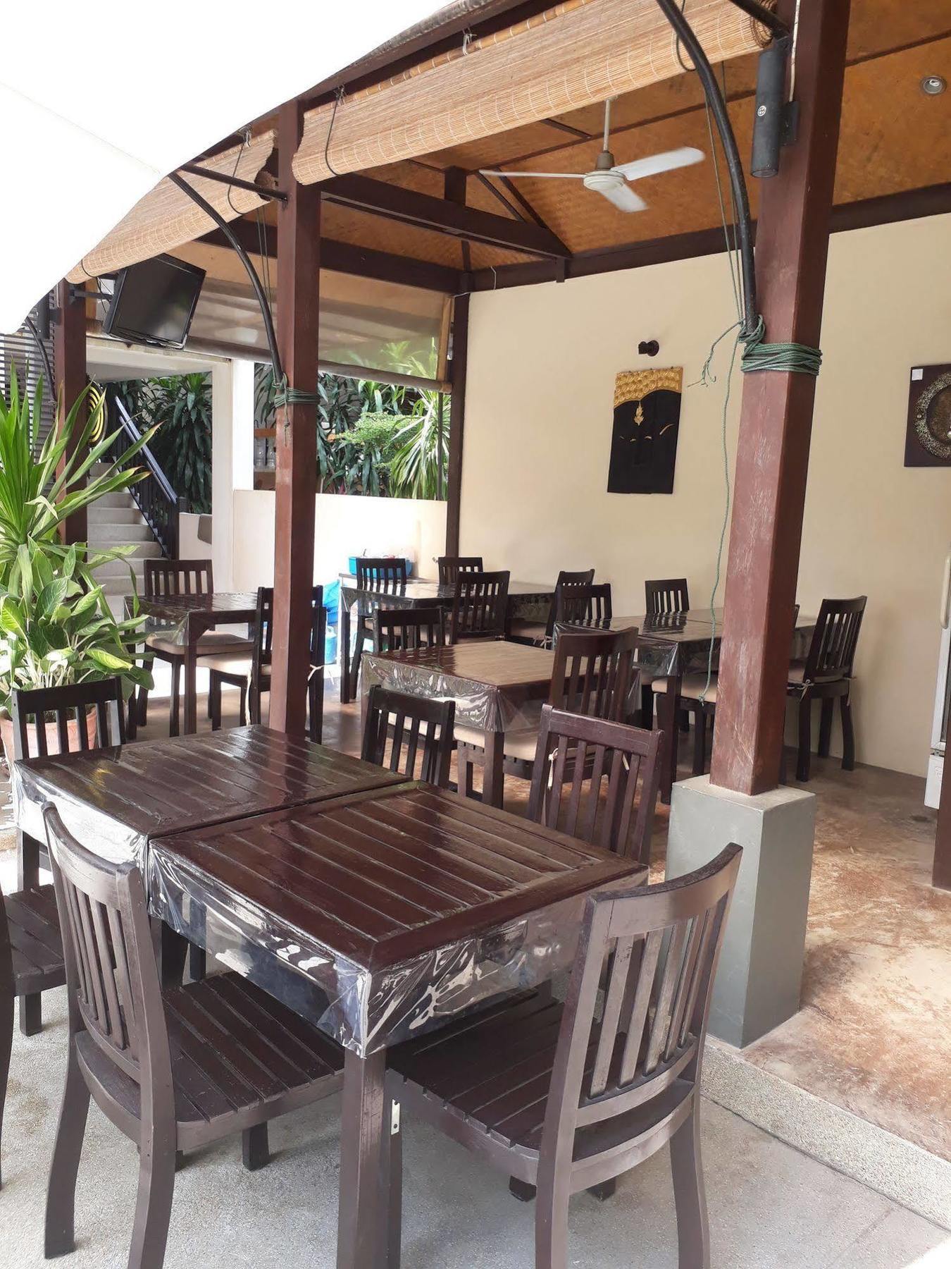 Ampha Place Hotel Mae Nam Dış mekan fotoğraf